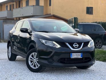 Nissan Qashqai 1.2 DIG-T Acenta Premium