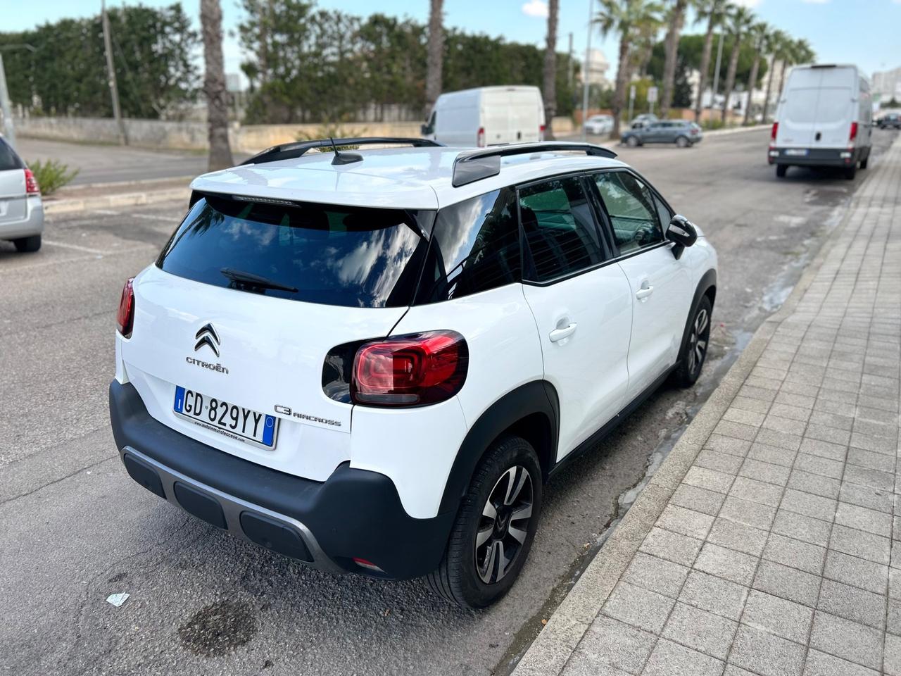 Citroen C3 Aircross C3 Aircross BlueHDi 100 S&S Shine