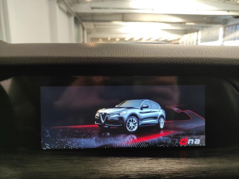 ALFA ROMEO Stelvio - Stelvio 2.2 Turbodiesel 190 CV AT8 Q4 Business