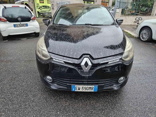 RENAULT Clio 1.5 dCi Costume National/LEGGI