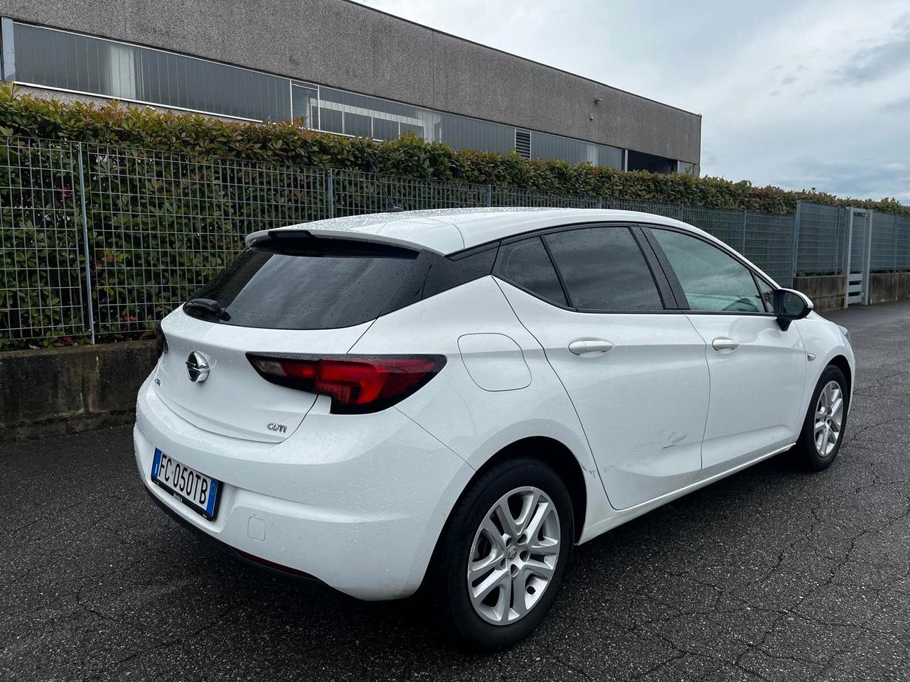 Opel Astra 1.6 CDTi 110CV Start&Stop 5 porte Innovation