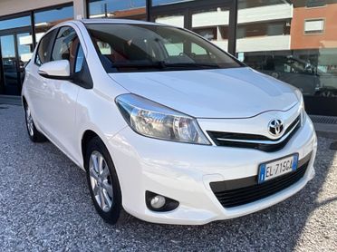 Toyota Yaris 1.4 D-4D 5 porte Lounge