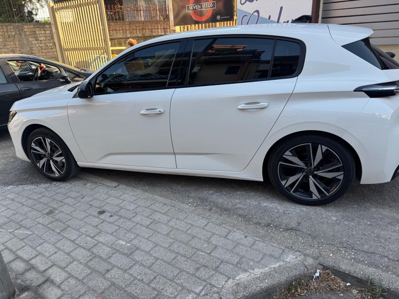 Peugeot 308 BlueHDi 130 S&S EAT8 GT