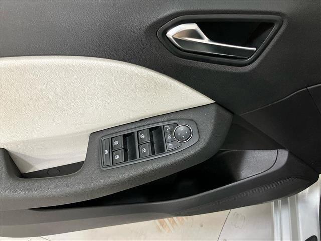 RENAULT Clio 5 Porte 1.6 E-Tech full hybrid 145cv Techno A
