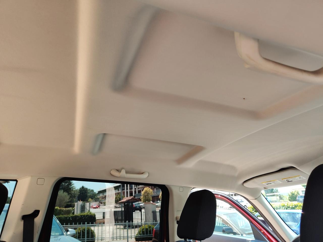 Dodge Nitro 2.8 CRD SXT 4WD Auto