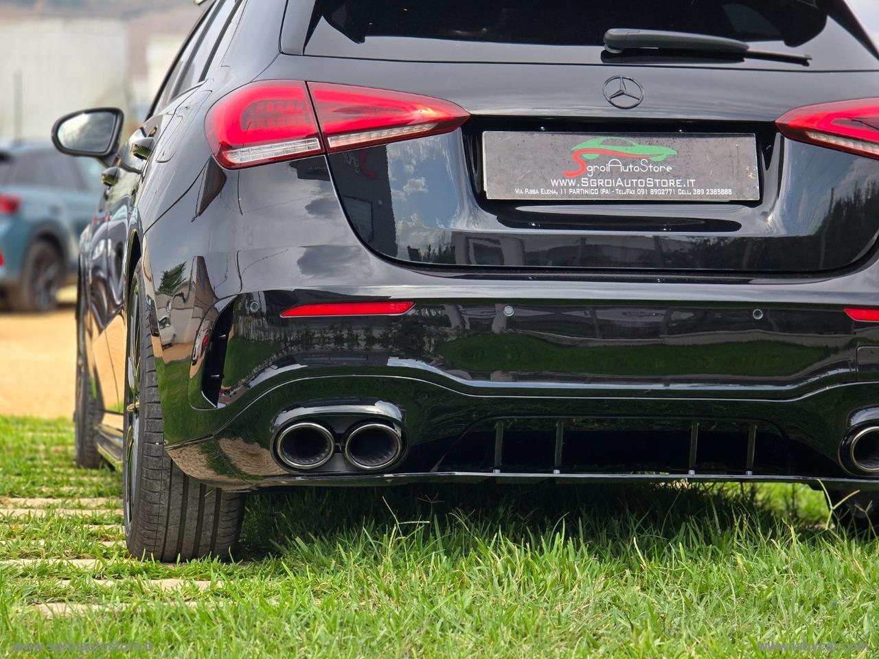 MERCEDES-BENZ A 180 d Automatic Premium