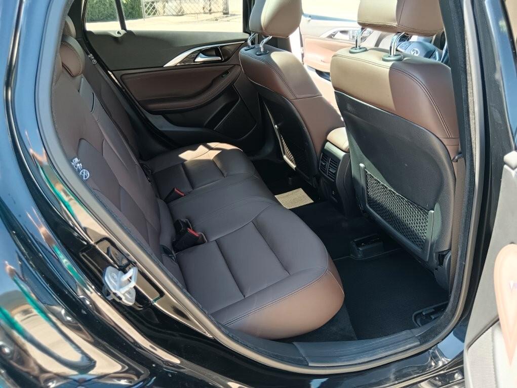 Infiniti QX30 2.2 diesel DCT AWD Executive