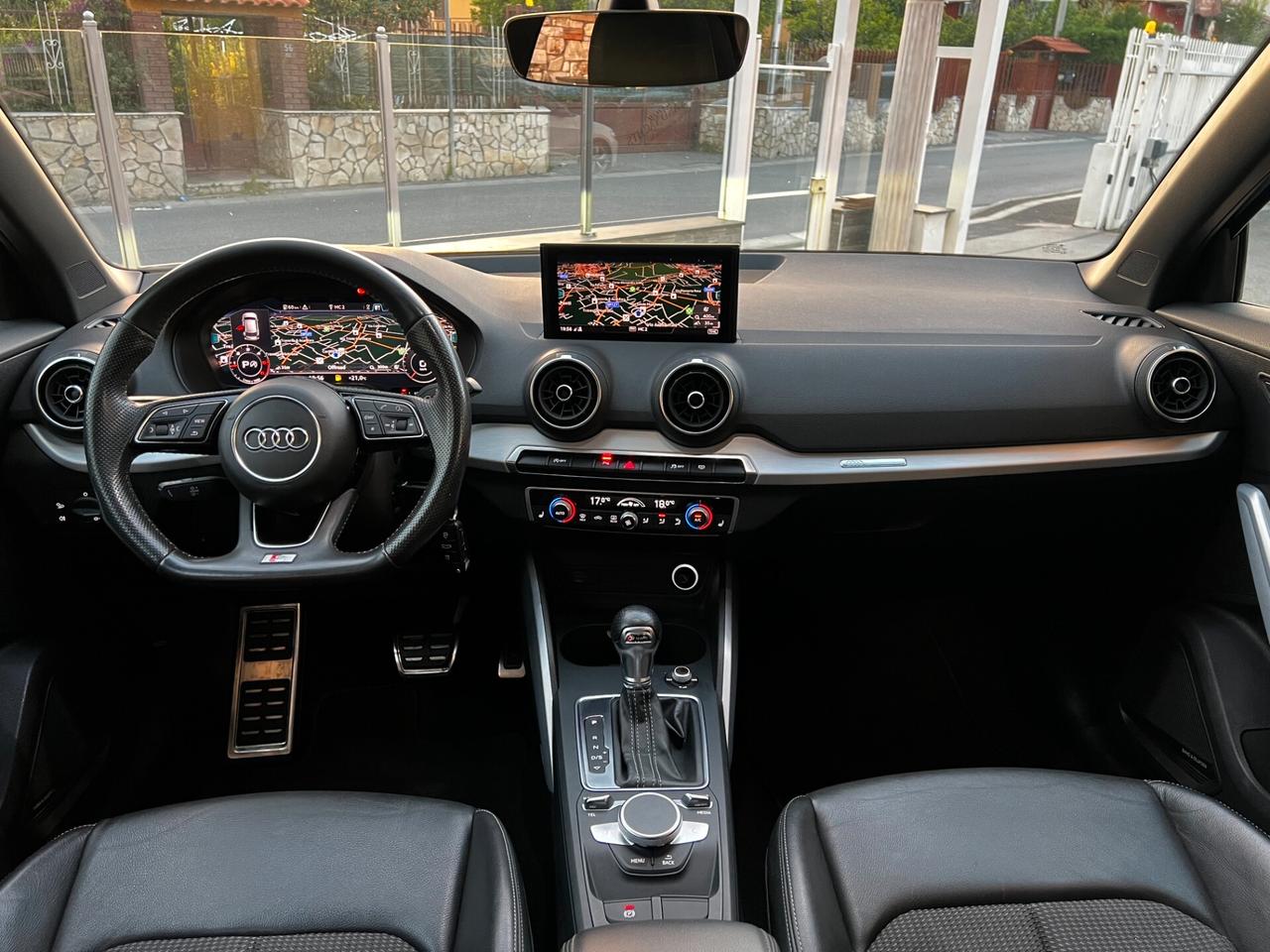 Audi Q2 30 TDI S tronic-2xS Line-TETTO-FULL