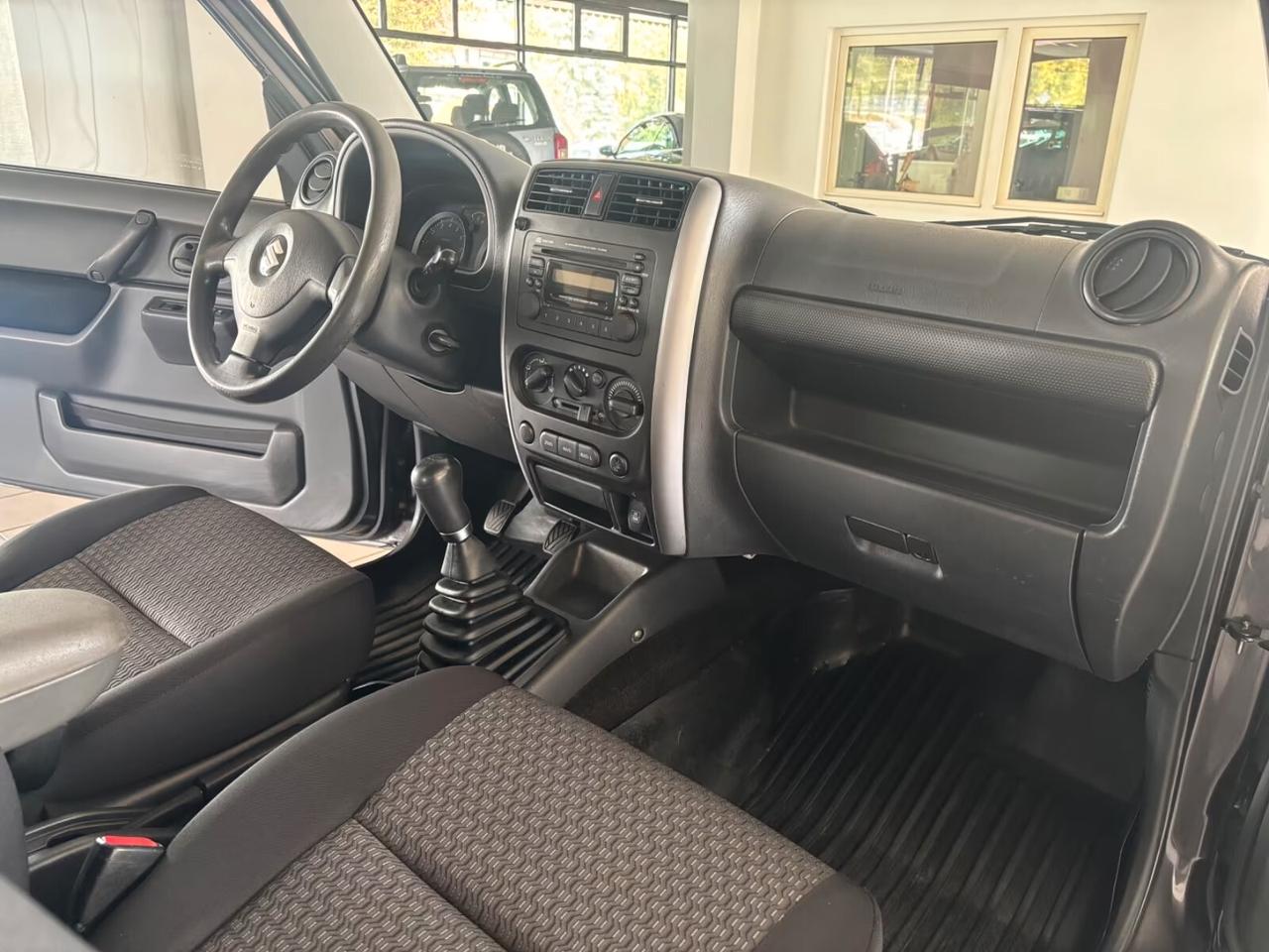 Suzuki Jimny Ranger Limited. Aria condizionata