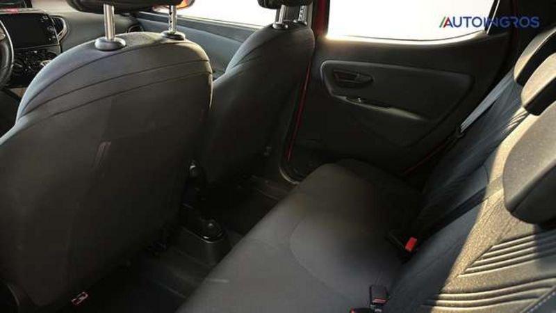 Lancia Ypsilon 1.0 firefly hybrid Gold s