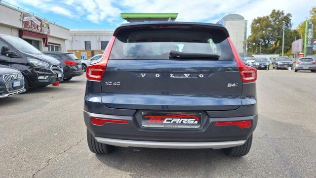 VOLVO XC40 B4 AWD Geartronic Momentum PERMUTE UNICOPROPR.