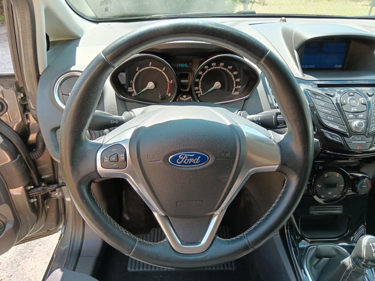 Ford Fiesta 1.5 TDCi 75CV TITANIUM NUOVISSIMA