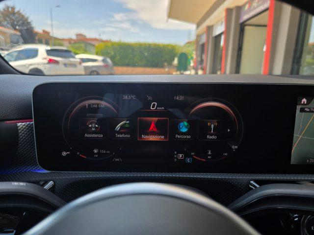 MERCEDES-BENZ A 200 d Automatic LED Ambient 64 MBux Navi NIGHT Pack 18