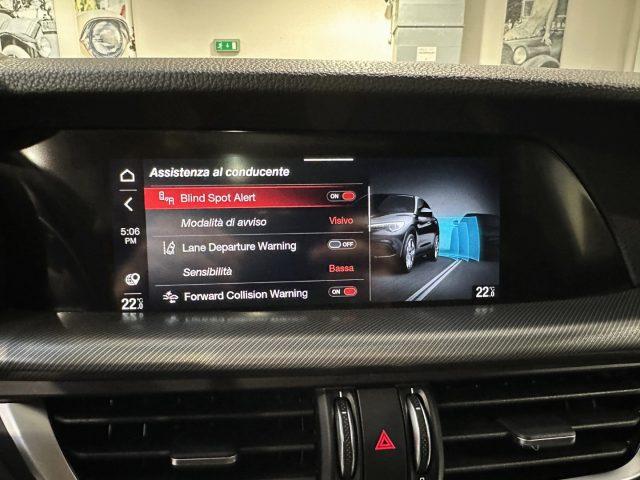 ALFA ROMEO Stelvio 2.0 Turbo 200 CV AT8 Q4 Sprint - Tetto - FULL