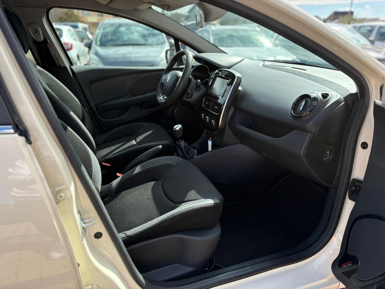 Renault Clio dCi 8V 75CV Start&Stop 5 porte Energy duel2