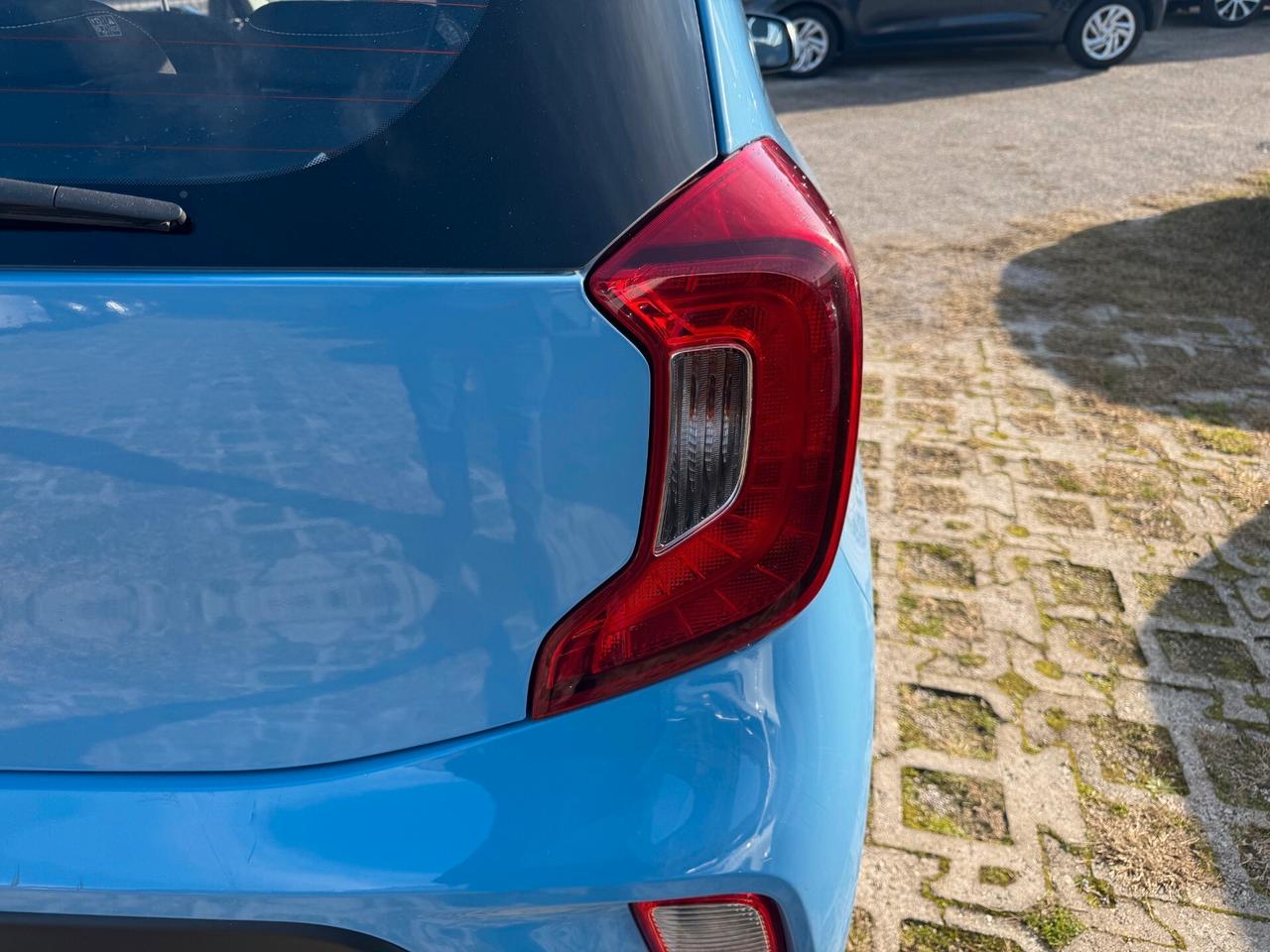 Kia Picanto 1.0cc 12V 67cv 5 porte Urban