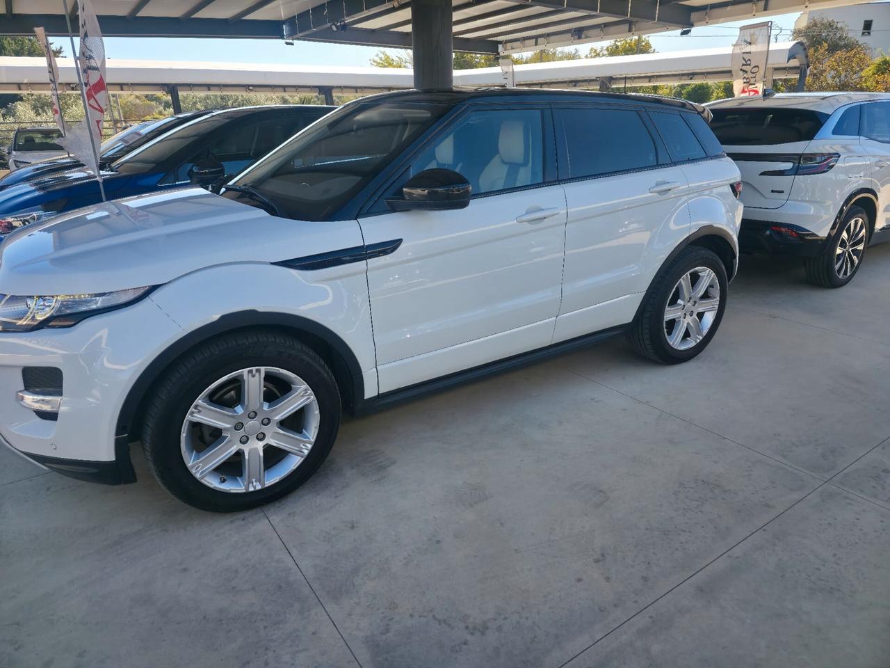 Land Rover Range Evoque 2.2 TD4 5p. Prestige