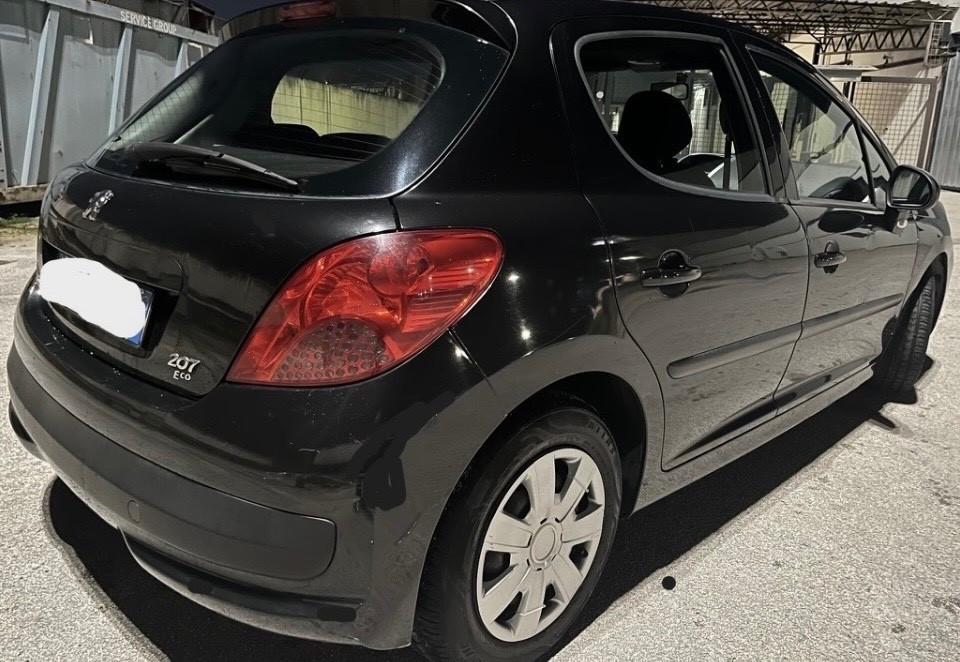 Peugeot 207 1.4 HDi 70CV 5p. XS