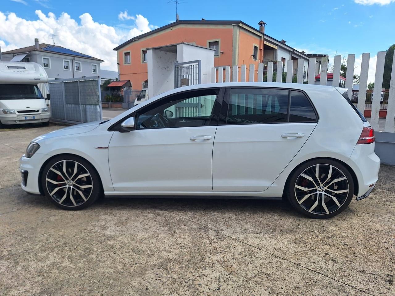 Volkswagen Golf GTI 2.0 TSI 5p. Automatico