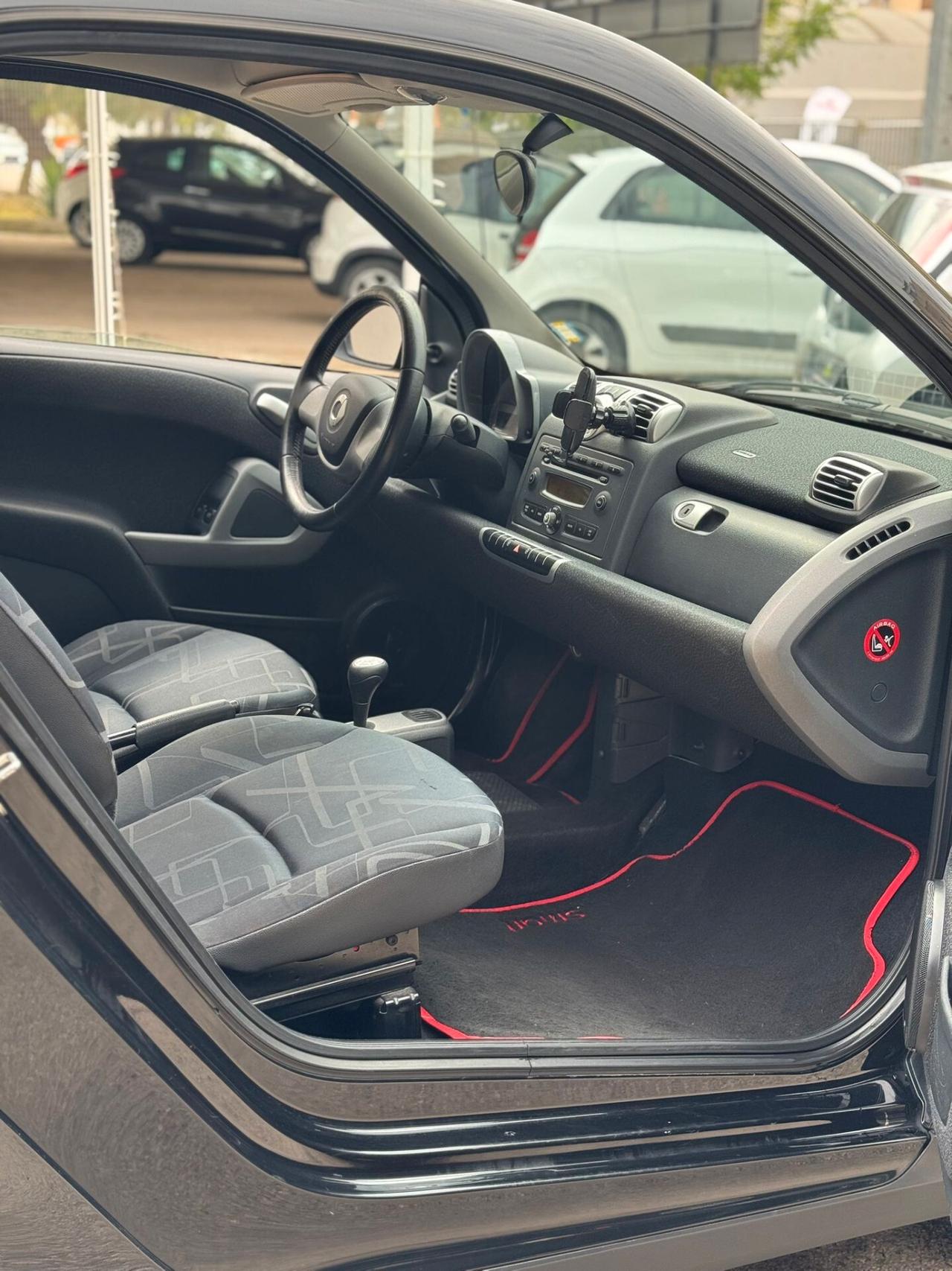 Smart ForTwo 1000 62 kW coupé passion