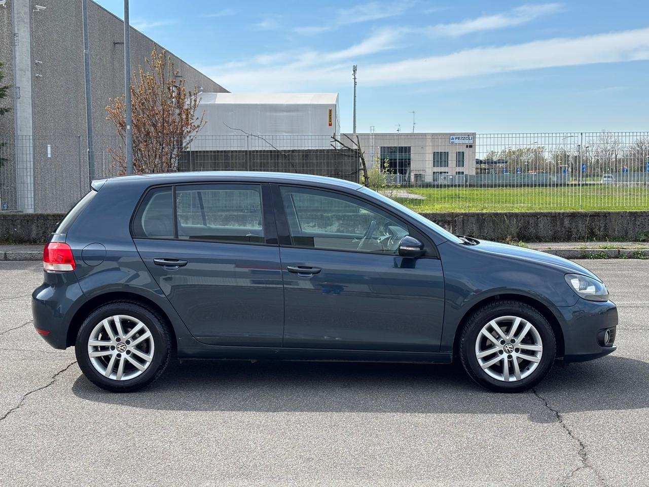 Volkswagen Golf 1.6 TDI DPF 5p. Highline GARANZIA