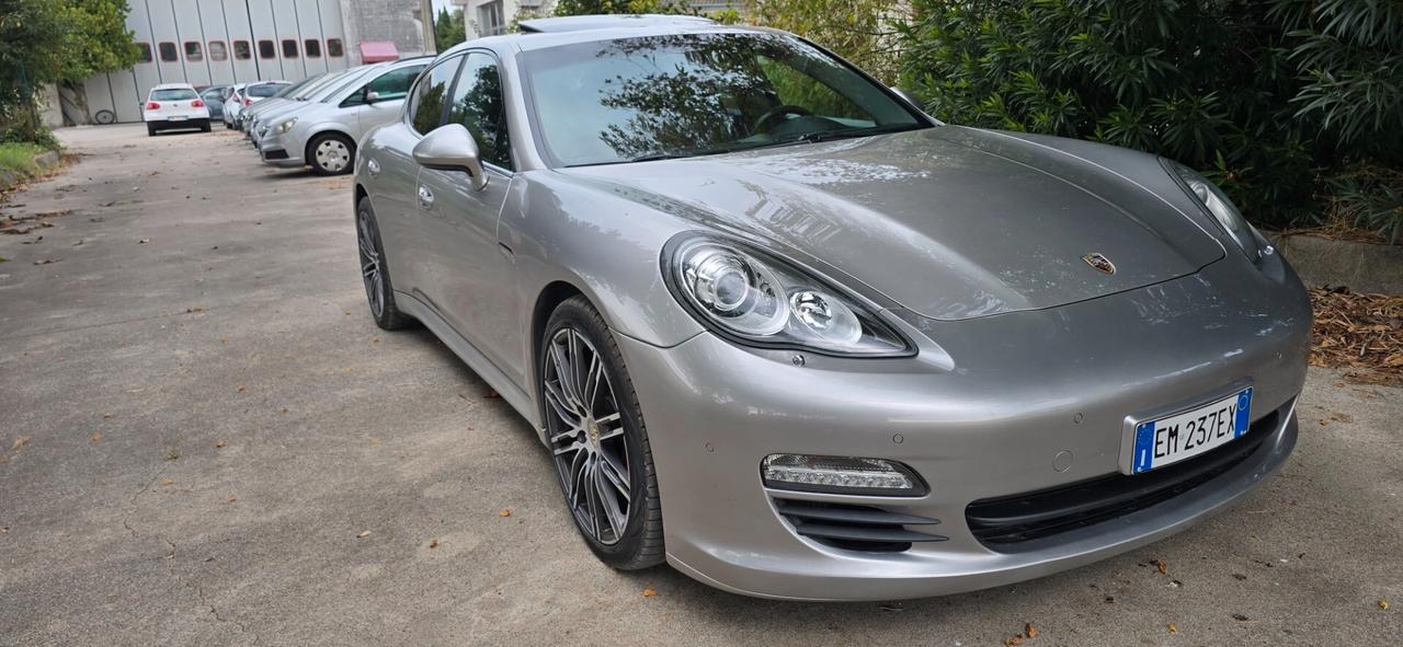 Porsche Panamera 3.0 Diesel Platinum Edition