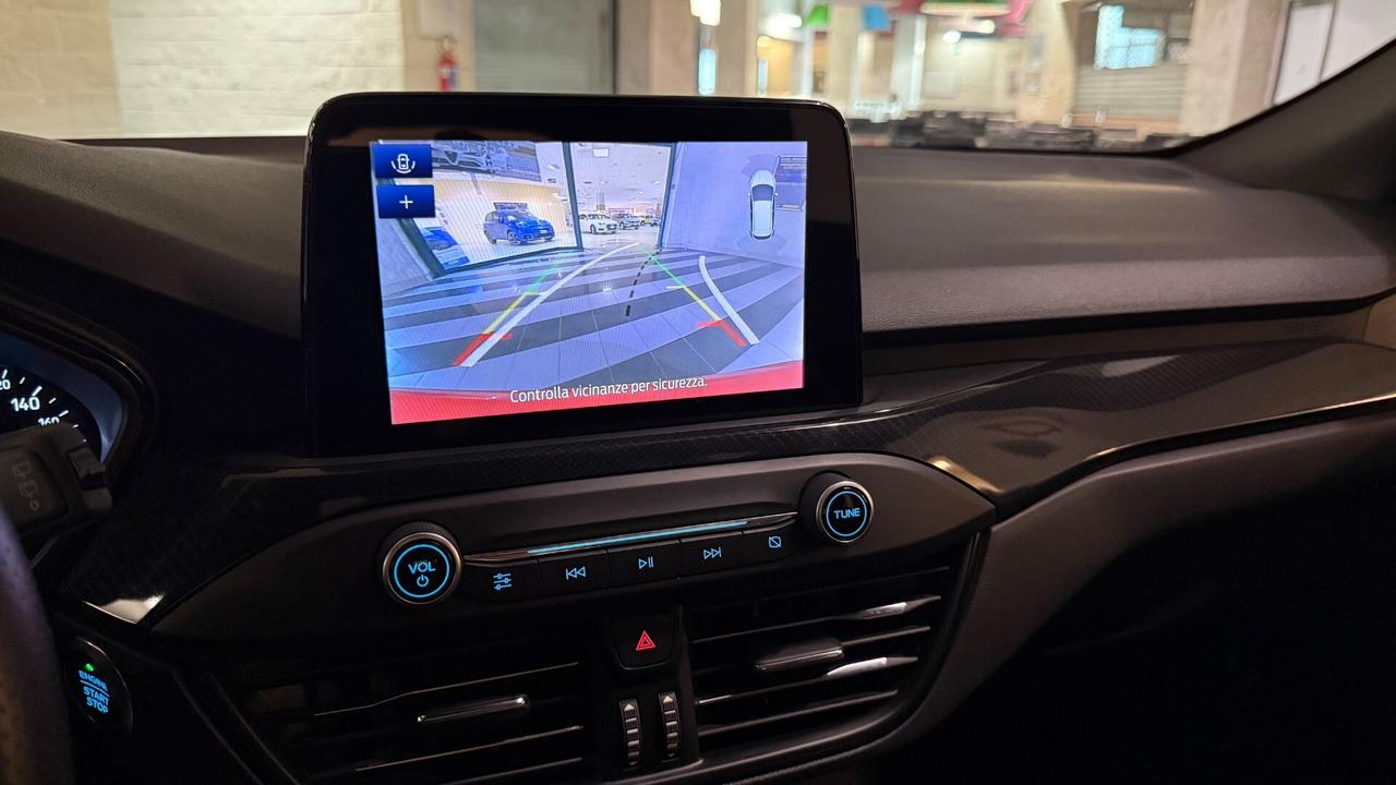 Ford Focus 1.0 EcoBoost Hybrid 125 CV ST-Line 2021 TETTO