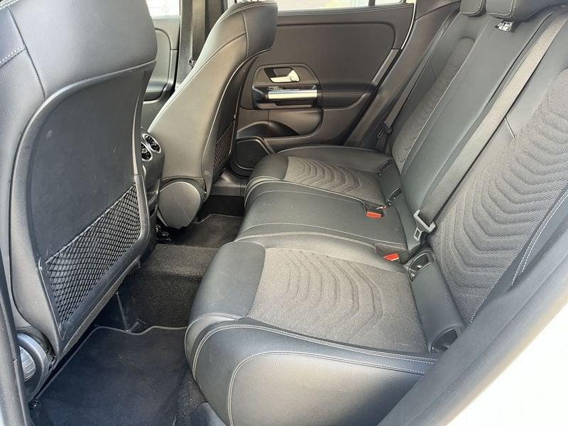Mercedes-Benz GLA 180d Sport Plus FULL LED/MBUX