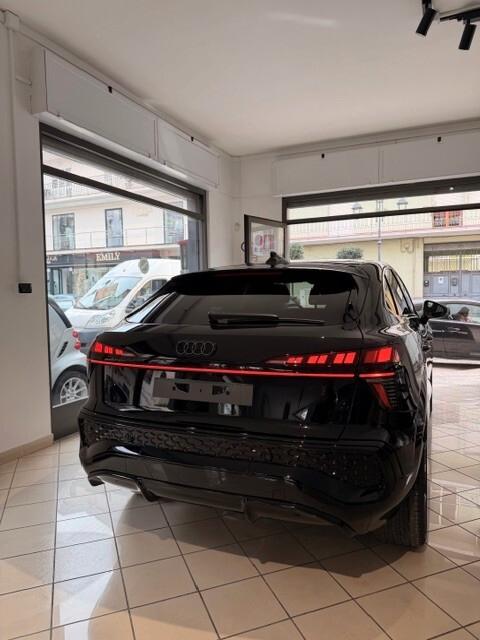 Audi Q3 Sportback Black line 35 TDI S-tronic NEW MODEL