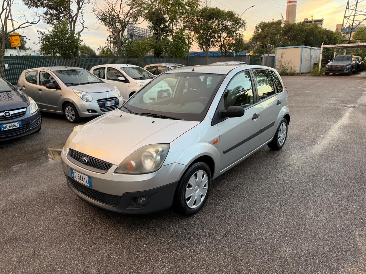 Ford Fiesta 1.2 5p. Ghia - 2006 - 67.000km Neop.