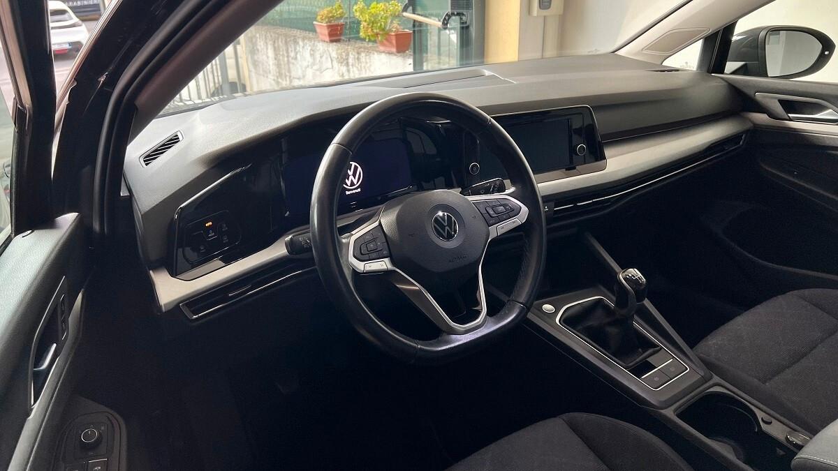 Volkswagen Golf 8 2.0 TDI Life