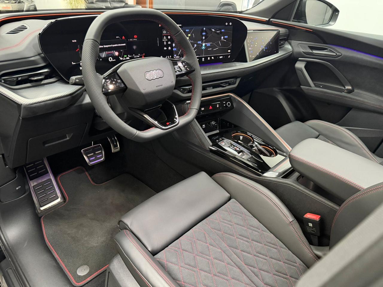 Audi Q5 SPORTBACK 40 TDI quattro S tronic Identity Black