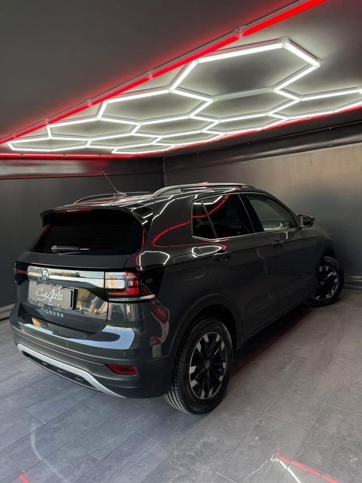Volkswagen T-Cross 1.6 TDI 95 CV ADVANCED 2021