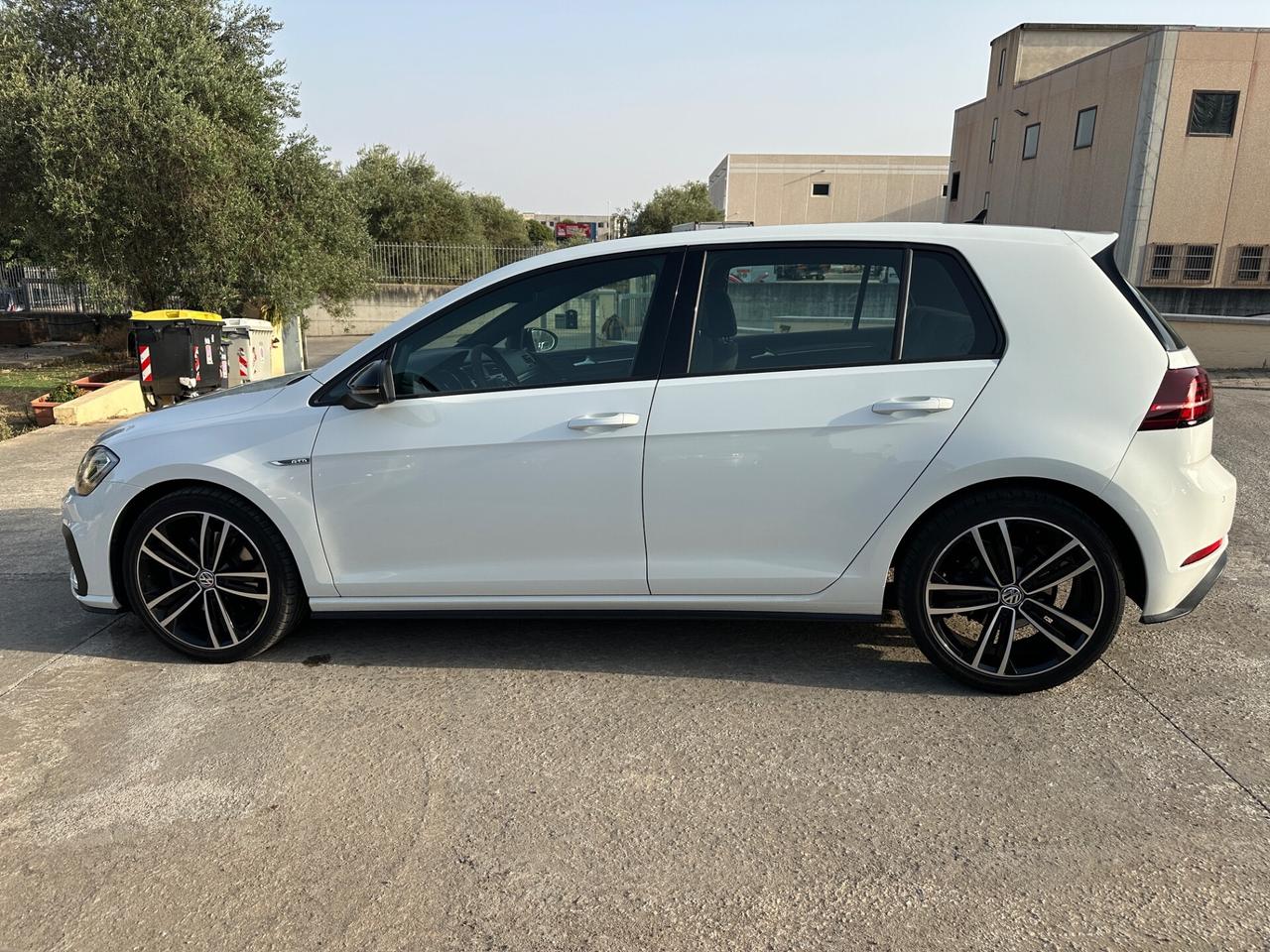 Volkswagen Golf GTD 2.0 TDI 5p. BlueMotion Technology