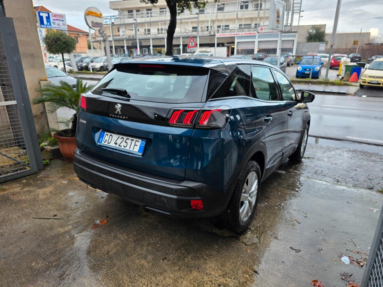 Peugeot 3008 BlueHDi 130 S&S EAT8 Business