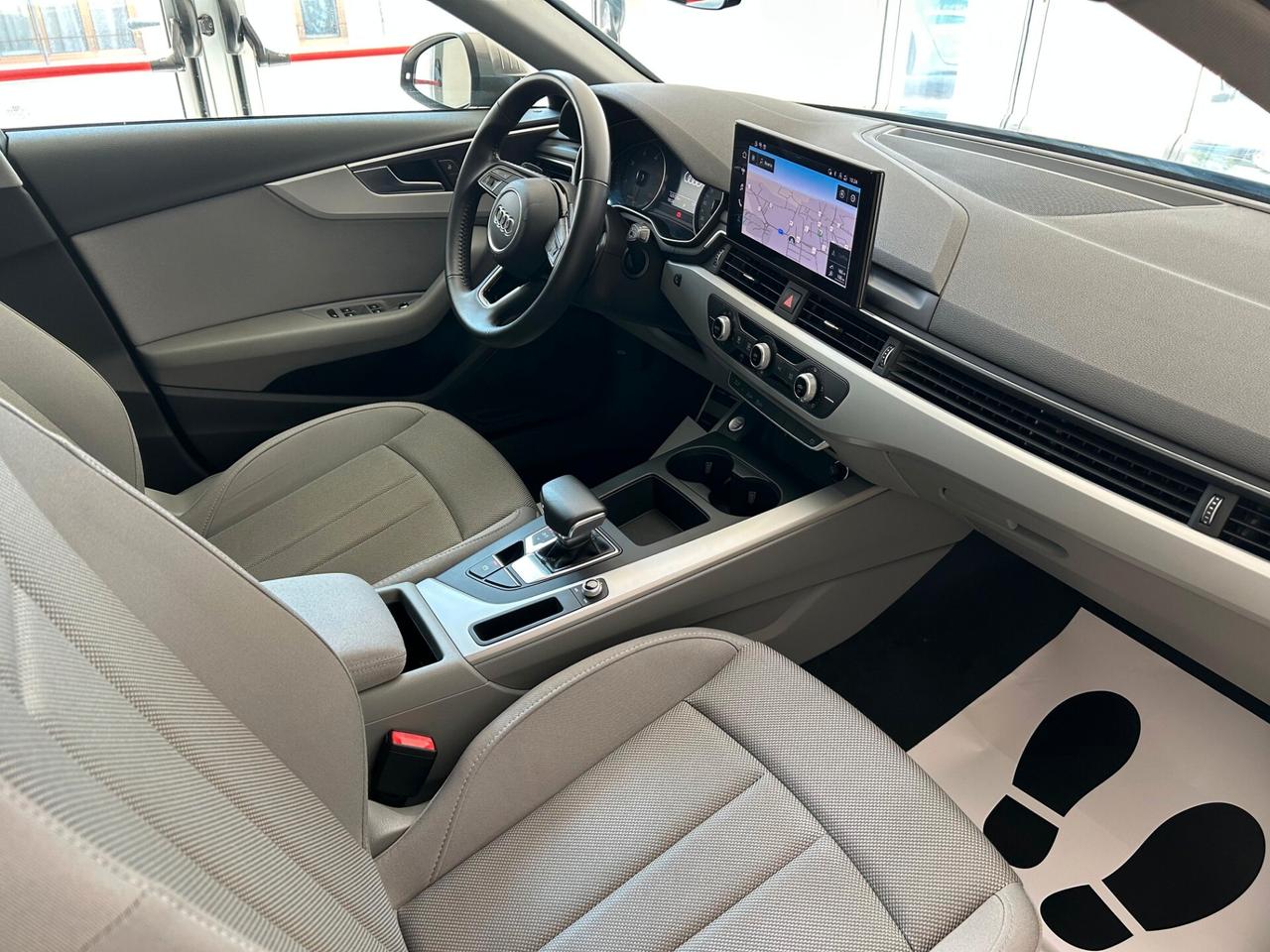 Audi A4 Avant 40 TDI S tronic