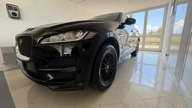 JAGUAR F-Pace 2.0 D 180 CV aut. Prestige
