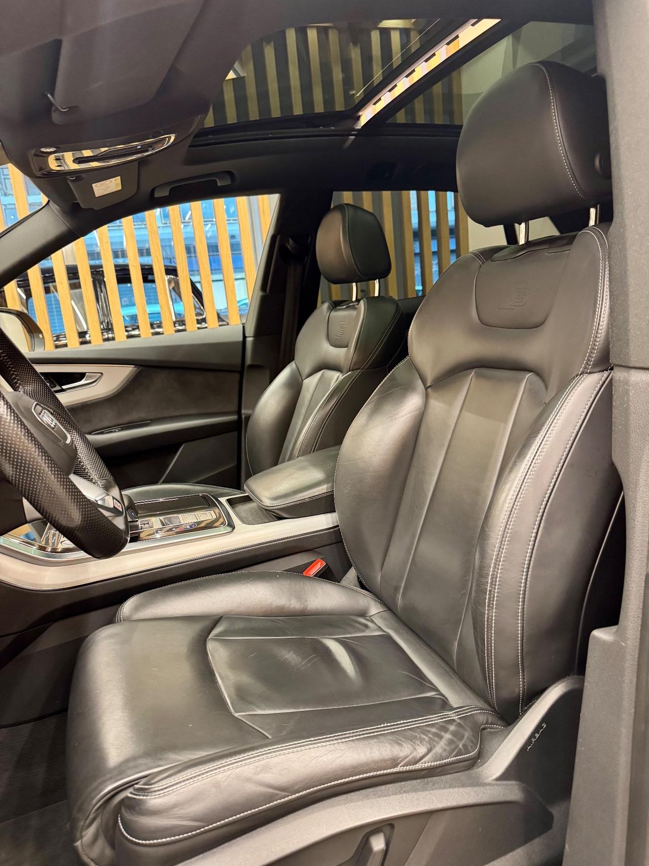 Audi Q8 50 TDI 286 CV quattro tiptronic S LINE EXCLUSIVE COLOR