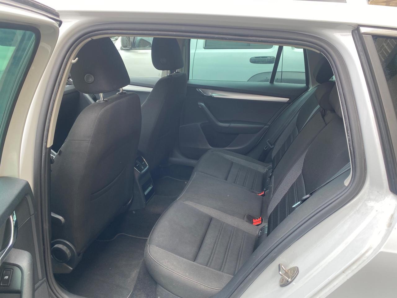 Skoda Octavia 1.5 DSG Wagon Style G-Tec