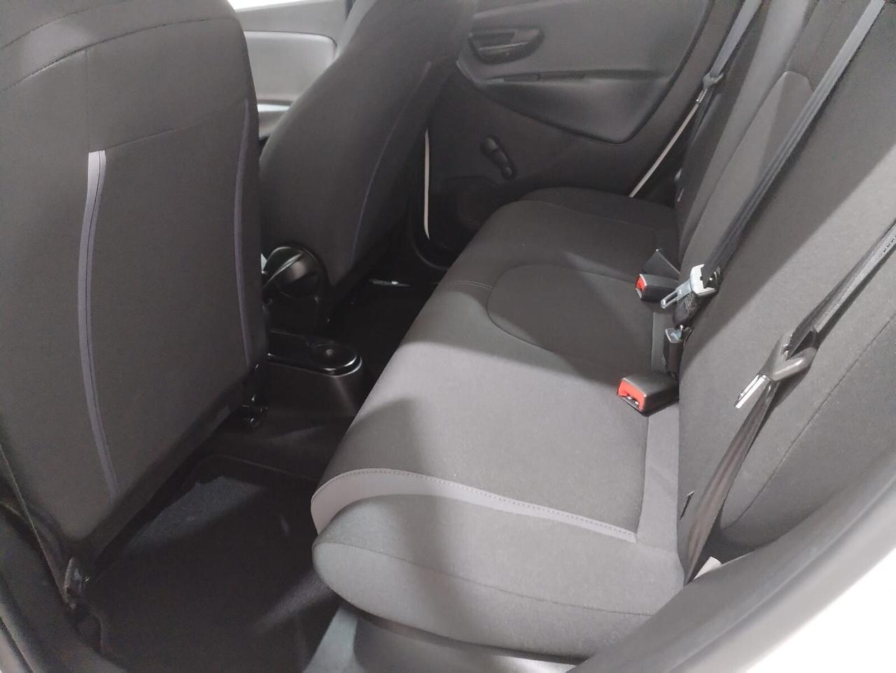 Lancia Ypsilon 1.2 69 CV 5 porte Silver