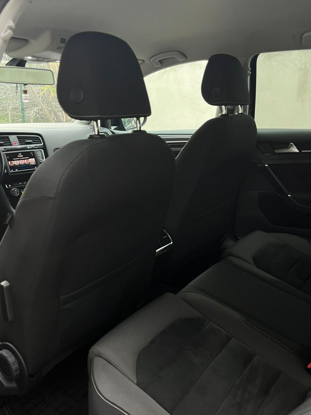 Volkswagen Golf 2.0 TDI 5p. Executive BlueMotion Technology