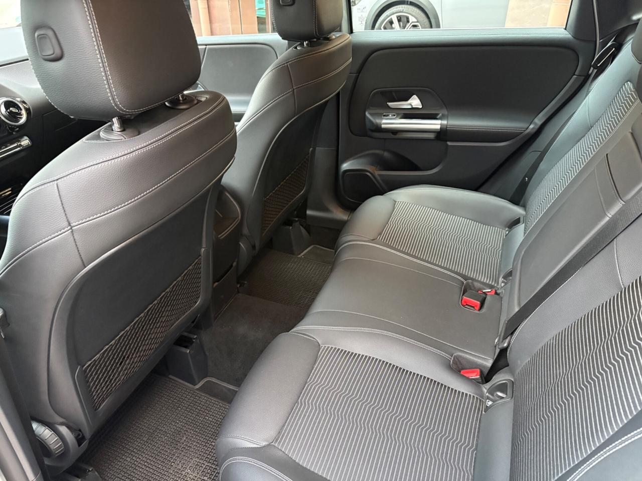 Mercedes-benz B 180 d Automatic Sport