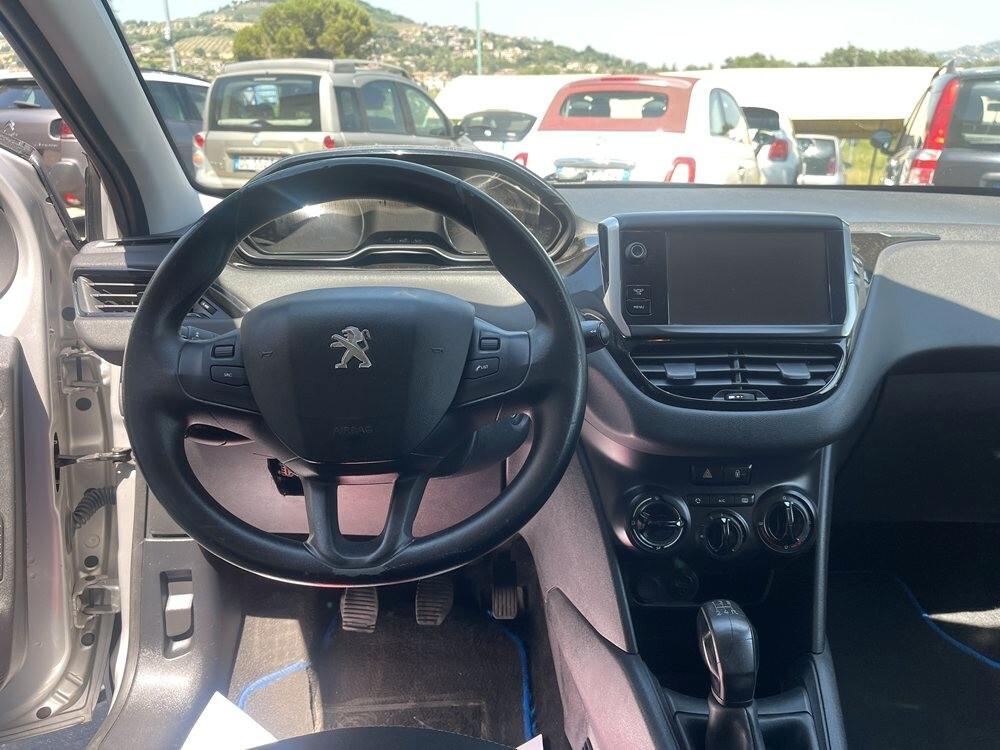 Peugeot 208 1.2 VTi 82 CV 5 porte Allure NEO PATENTATI
