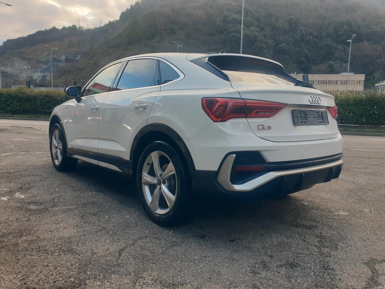 Audi Q3 SPB 35 TFSI S tronic line