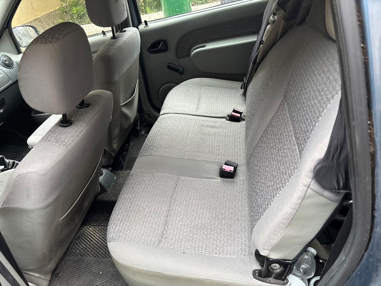 Dacia Logan MCV 1.6 5 posti Ambiance