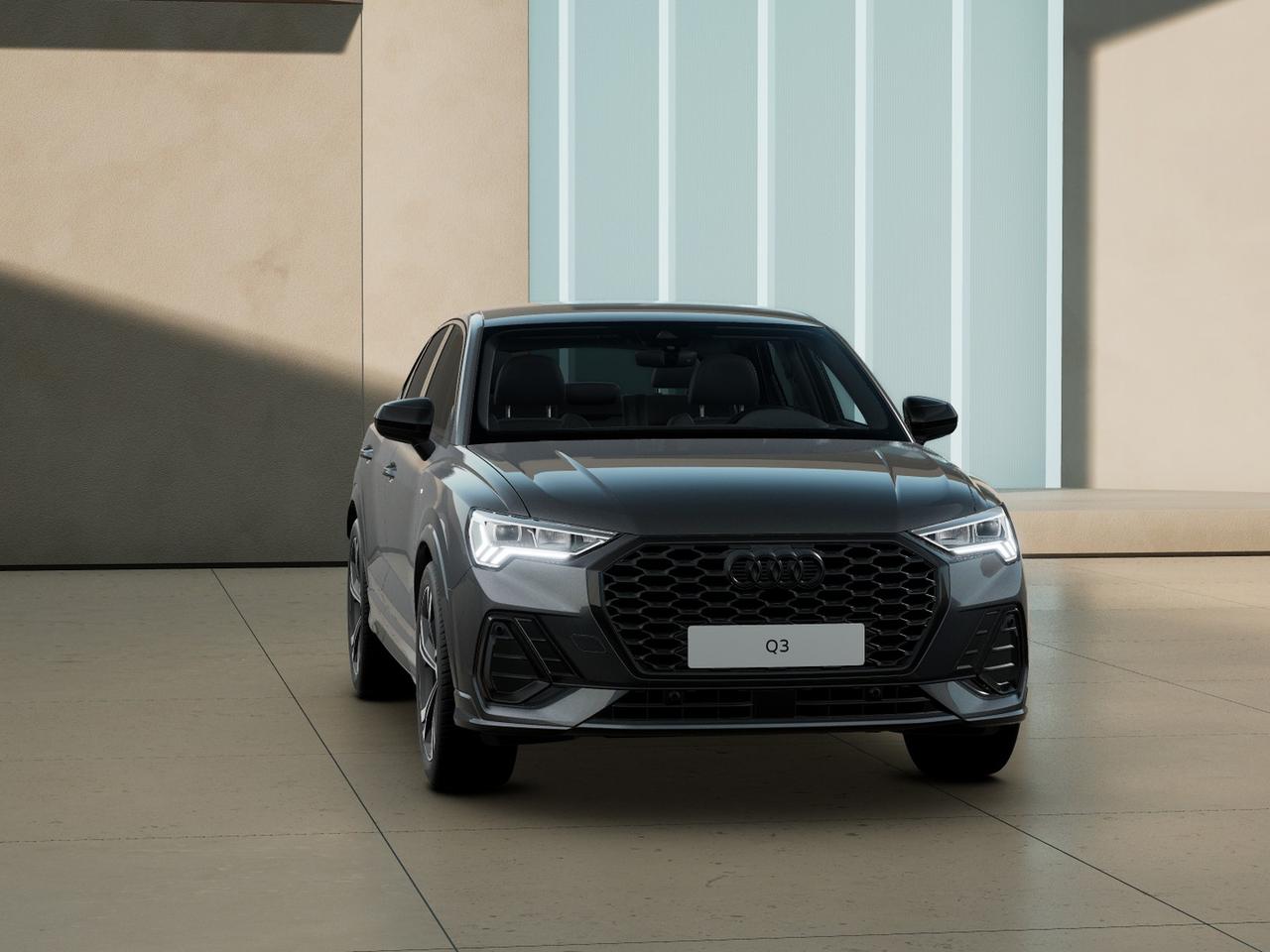 Audi Q3 sportback 35 2.0 tdi identity black s-tronic