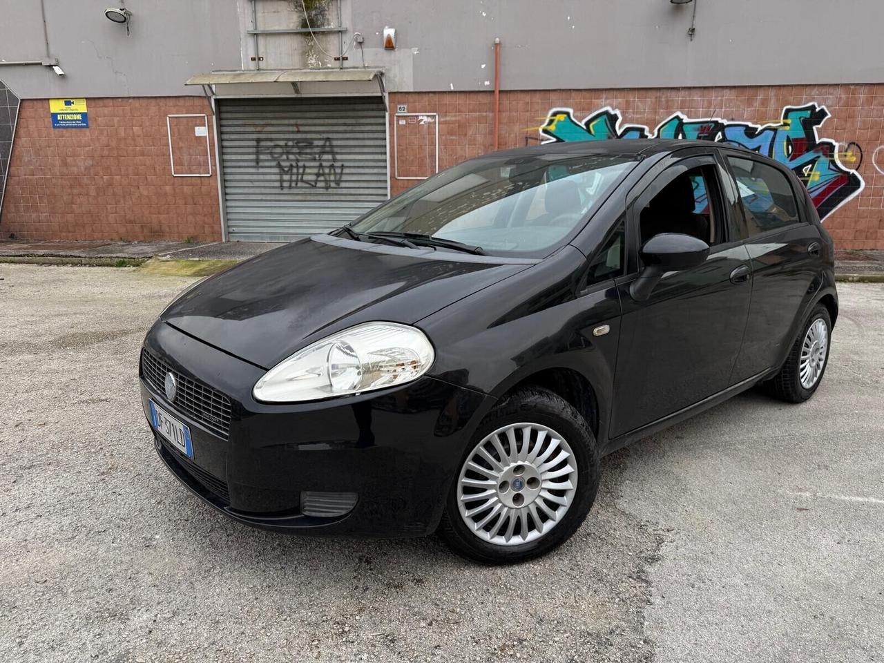 Fiat Grande Punto 1.3 MJT 75 CV 5 porte Dynamic