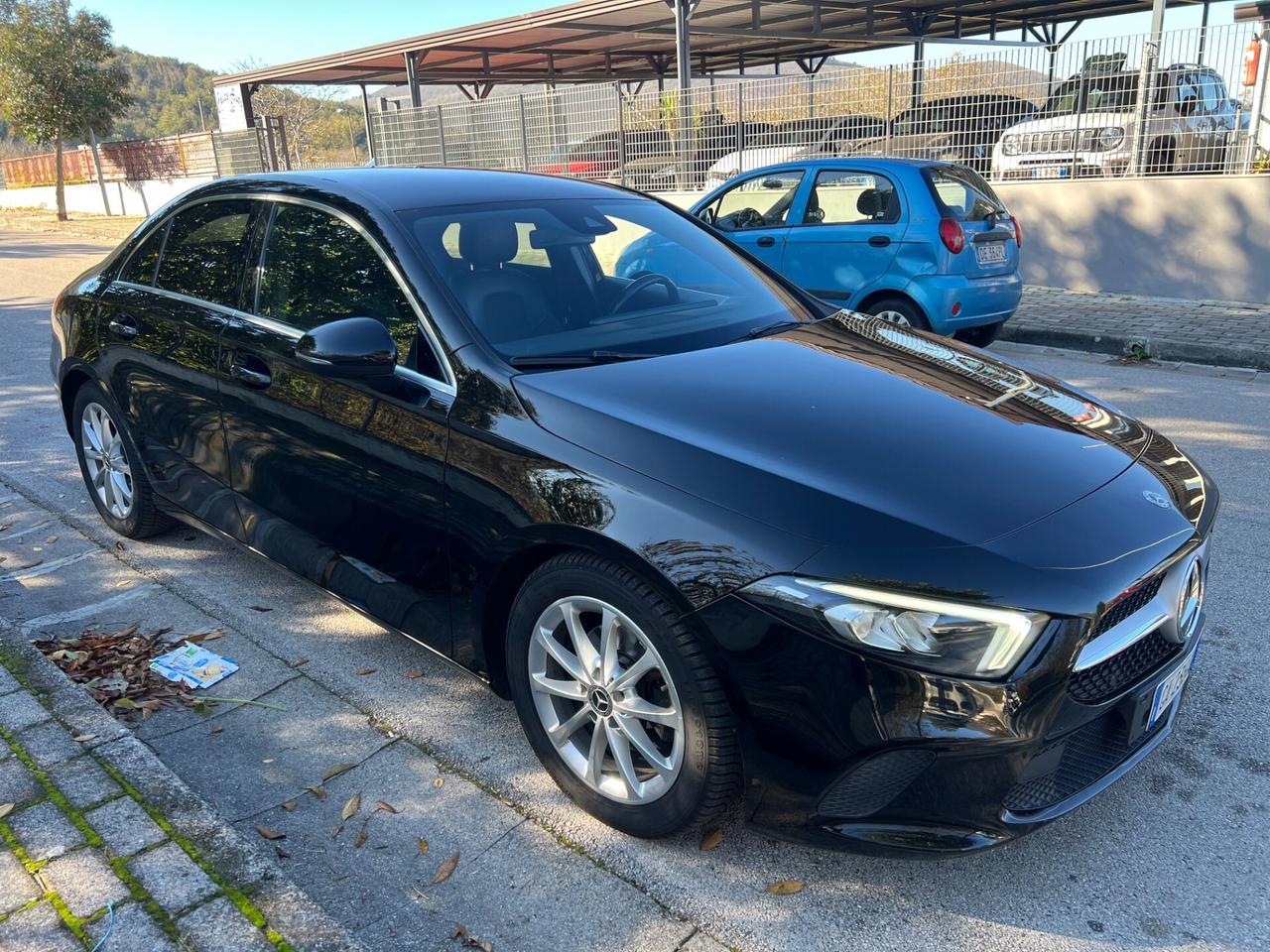 Mercedes-benz A 180 d Sedan Auto Sport 2020