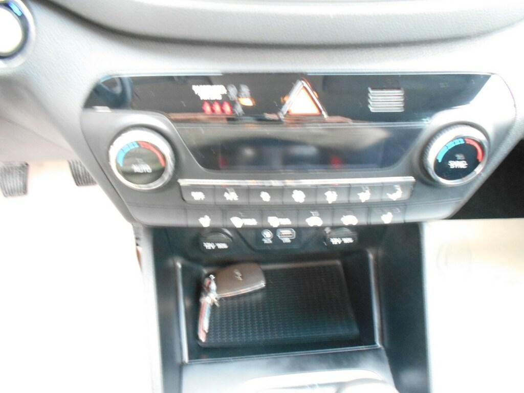 Hyundai Tucson 1.7 CRDi Xpossible 2WD