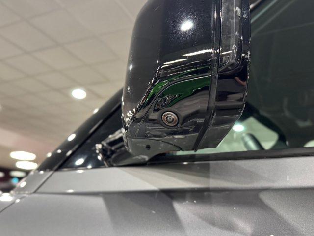 LAND ROVER Defender 110 3.0D I6 250 CV AWD X-Dynamic SE *GAR 09/28*